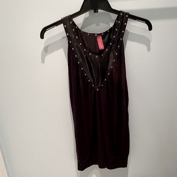 Vero moda โข Long black camisole w neck design - Picture 3 of 10